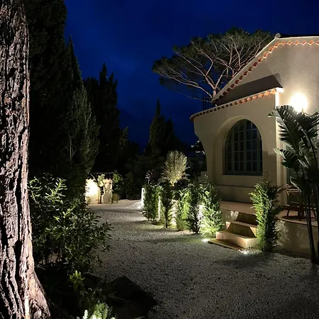 Maison D'orange - La Pinede Сен-Тропе