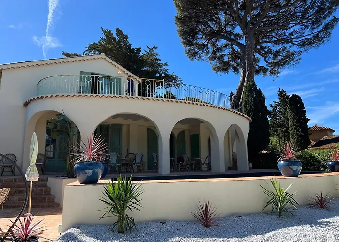 Maison D'orange - La Pinede Apartment