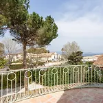 Maison D'orange - La Pinede 아파트