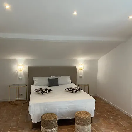 Maison D'orange La Pinede