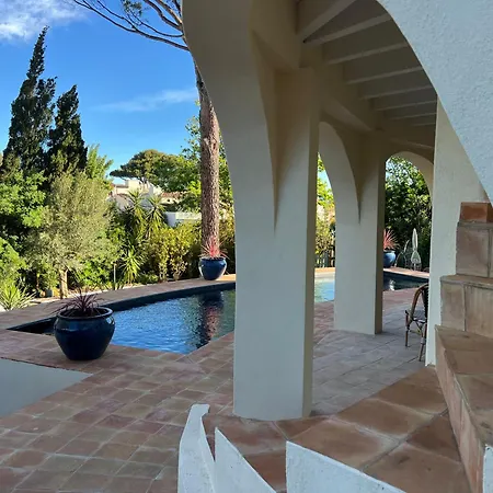 Maison D'orange La Pinede